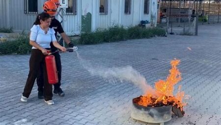 Çadır Altında Çalışmak